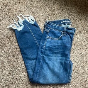 American Eagle Skinny Jeans size 6 regular